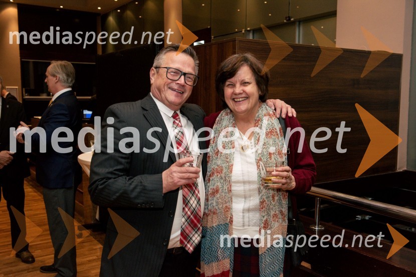  Smiljan Dobnikar;  Stanislava Suklan Umek Burns-Prešeren night