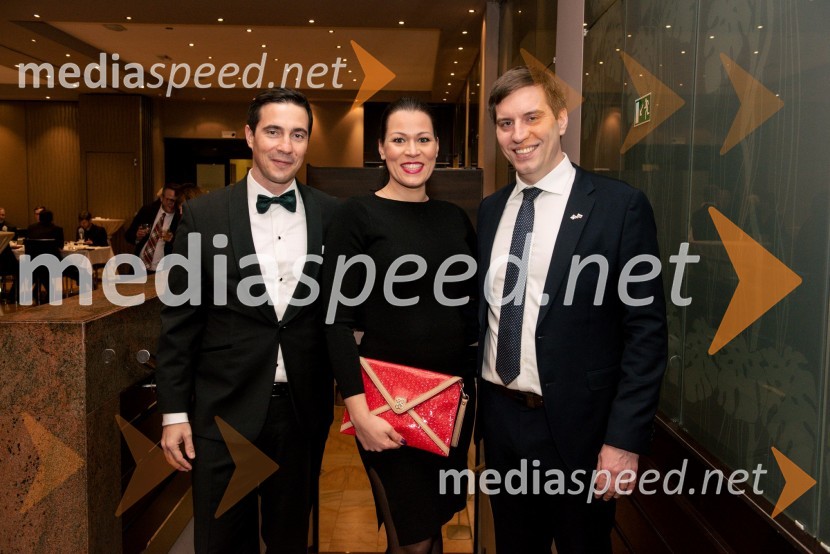  Jan Sibinčič, odvetniška pisarna Križanec-Sibinčič;  ... ;  Uroš  Križanec, predsednik Društva slovensko - škotskega prijateljstvaBurns-Prešeren night