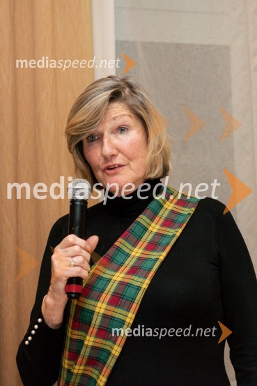  Carol  Jardin, anglistkaBurns-Prešeren night