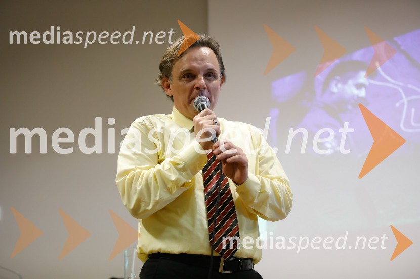 dr. Igor Saksida, univerzitetni profesor, predavatelj mladinske književnosti in književne didaktikePrešernov smenj