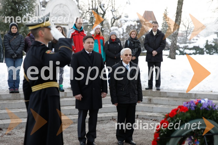  Boštjan Trilar, župan mestne občine Kranj;  Anton Peršak, minister za kulturoPrešernov smenj