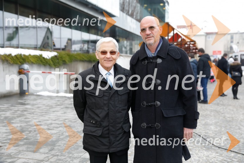  Anton Peršak, minister za kulturo;  Marko Arnež, vodja Galerije Prešernovih nagrajencevPrešernov smenj