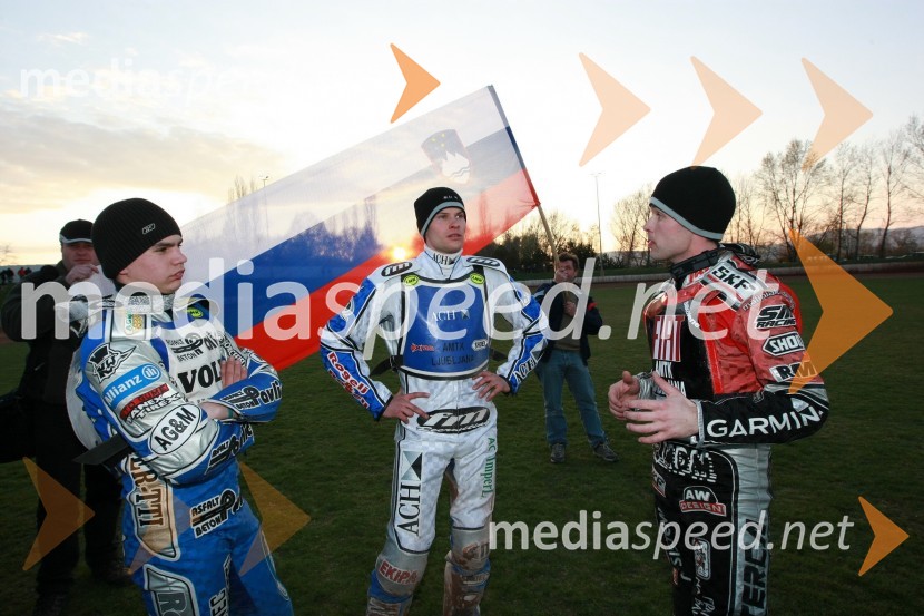 Jurica Pavlic (SK Unia Goričan), Matej Žagar (AMTK Ljubljana) in Jernej Kolenko (AMTK Ljubljana)SPEEDWAY DP posameznikov 2008 2. dirka, Skupina A