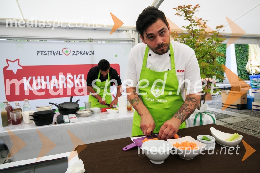  Jani Jugovic, kuharski mojsterNapovedujemo: Žarometi 2018, znani so nominiranci