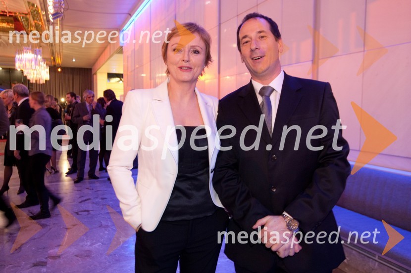  Darja Zgonc, voditeljica, 24ur;  Edi Pucer, televizijski voditeljNapovedujemo: Žarometi 2018, znani so nominiranci