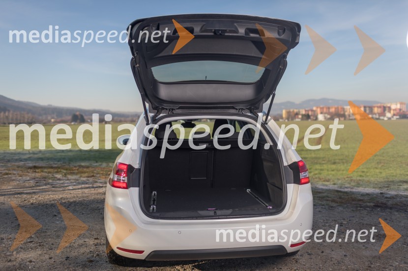 Peugeot&nbsp; 308 SW 1.6 BlueHDi 120 AllurePeugeot  308 SW 1.6 BlueHDi 120 Allure, mediaspeed test