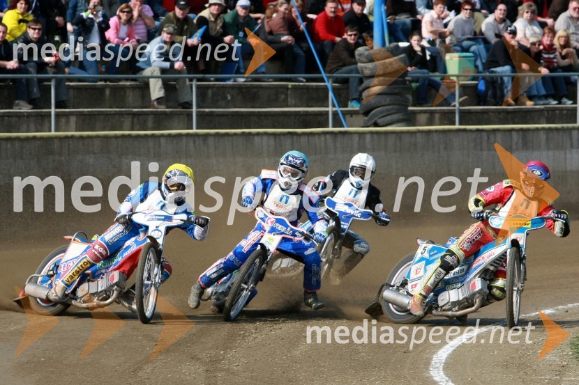 Izak Šantej (AMD Krško), Matija Duh (AMD Krško), Nikola Pigac (SK Unia Prelog) in Denis Štojs (ST Lendava)SPEEDWAY DP posameznikov 2008 3. dirka, Skupina A