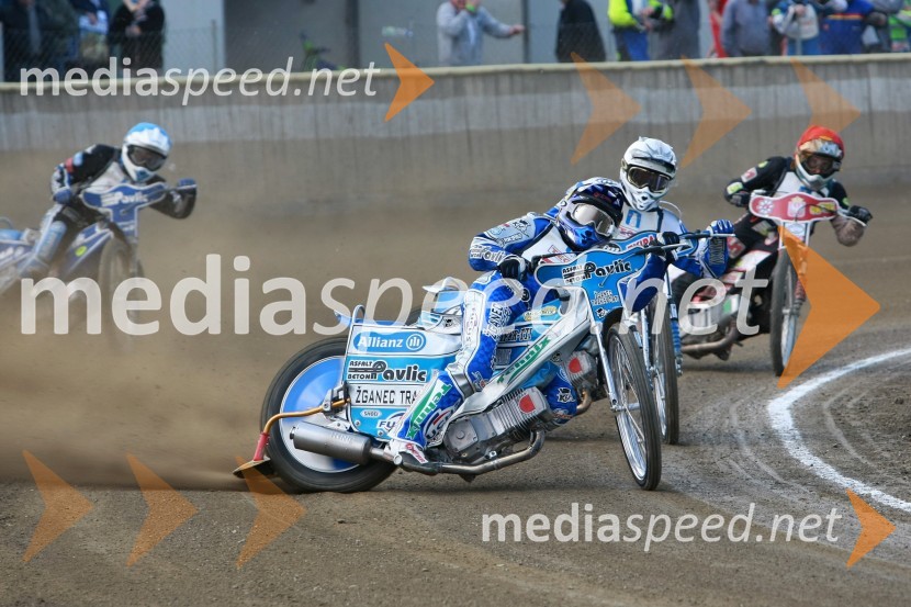 Jurica Pavlic (SK Unia Goričan), zadaj Nikola Pigac (SK Unia Prelog), Matej Žagar (AMTK Ljubljana) in Manuel Hauzinger (Avstrija)SPEEDWAY DP posameznikov 2008 3. dirka, Skupina A