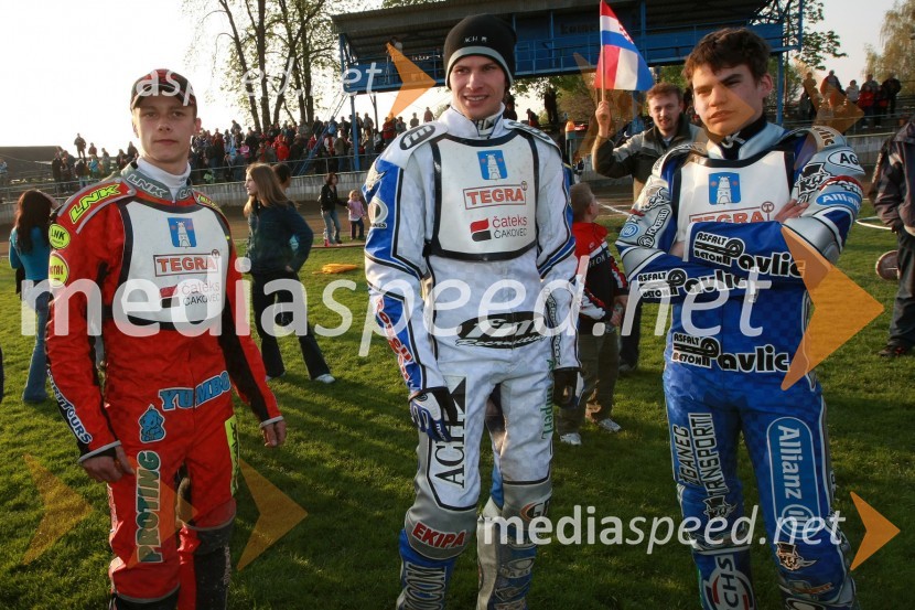 Aleksander Čonda (AMD Krško), Matej Žagar (AMTK Ljubljana) in Jurica Pavlic (SK Unia Goričan)SPEEDWAY DP posameznikov 2008 3. dirka, Skupina A