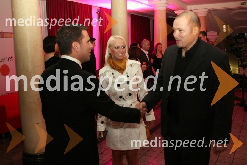 Tomaž Jontes, direktor Planeta, Petra Slapar, pevka in Robert Lavtar, Center alternative AltorionPraznovanje 5. obletnice portala Planet