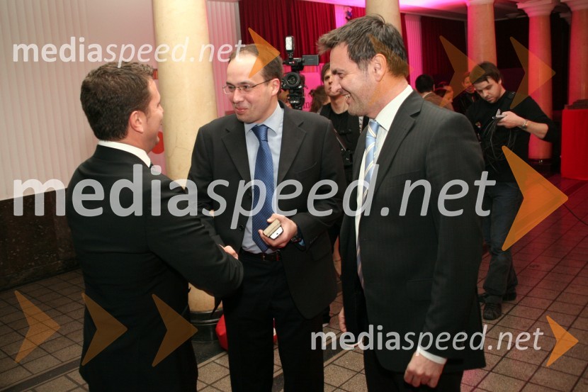 Tomaž Jontes, direktor Planeta, Leo Oblak, predsednik uprave Infonet media, d.d. in David Čeplak, član uprave Infonet media, d.d.Praznovanje 5. obletnice portala Planet