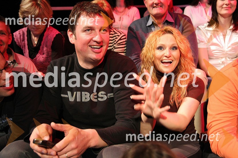 Nuša Derenda, pevka in njen mož FrenkFinalna oddaja Piramida