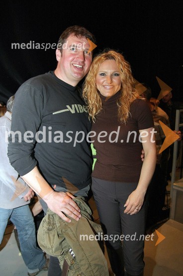 Nuša Derenda, pevka in njen mož FrenkFinalna oddaja Piramida