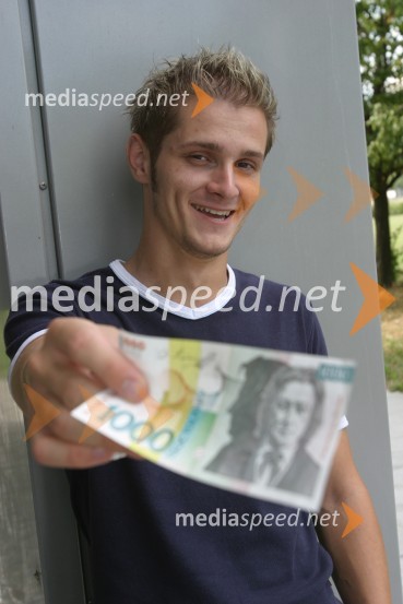 Sebastijan Matul, moderator Radia CenterSebastijan Matul, voditelj na radiu RSi