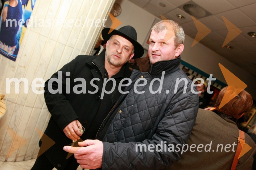 Feri Lainšček, scenarist filma in Jani Virk, odgovorni urednik UPE Kulturni in umetniški program RTV SlovenijaPredpremiera filma Hit poletja