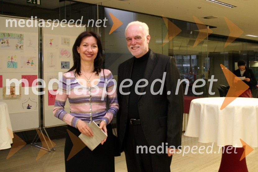 Branka Strmole Ukmar, pedagoginja in soproga Kristijana Ukmarja, ravnatelja SNG Opera in balet Ljubljana in Marko Gorjanc, namestnik ravnatelja SNG Opera in balet LjubljanaPremiera baleta Mozart vs. Schumann, SNG Opera in balet Ljubljana