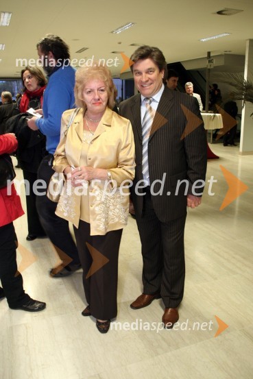 Veronika Klemenčič, članica ZUIS in Branko Robinšak, operni solistPremiera baleta Mozart vs. Schumann, SNG Opera in balet Ljubljana