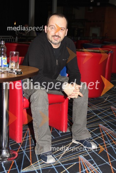 Toni Cetinski, hrvaški pevecKoncert Tonija Cetinskega v Bowling centru Strike