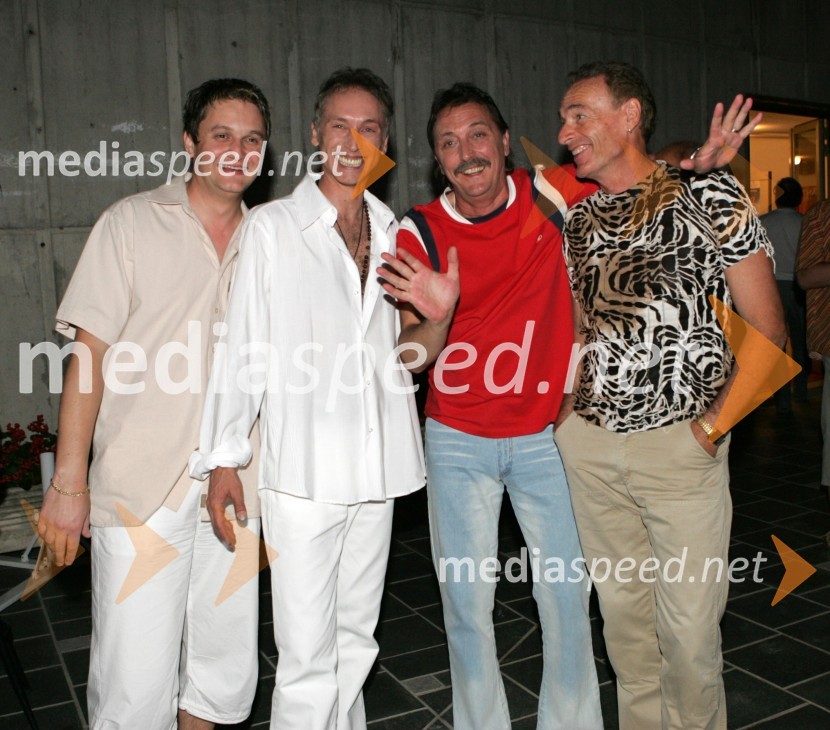 Člani skupine FaraonMelodije morja in sonca