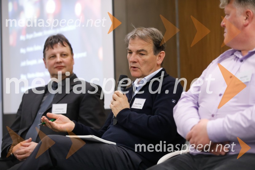  Jošt Šmajdek, vodja komerciale LPP; mag. Bojan Žlender, Ministrstvo za infrastrukturo;  Miloš Milač, urednik avtomobilizma pri časniku FinanceUkrepi in spodbude za prehod na e-mobilnost, strokovni posvet