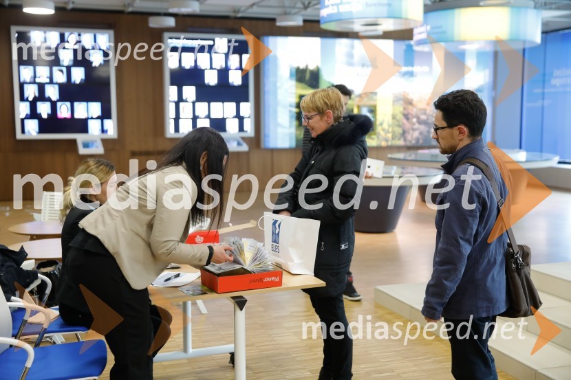 Ukrepi in spodbude za prehod na e-mobilnost, strokovni posvetUkrepi in spodbude za prehod na e-mobilnost, strokovni posvet