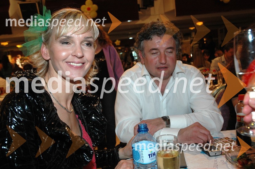 Brigita Bukovec, nekdanja atletinja in njen spremljevalec Željko PavlicaMiss športa 2008