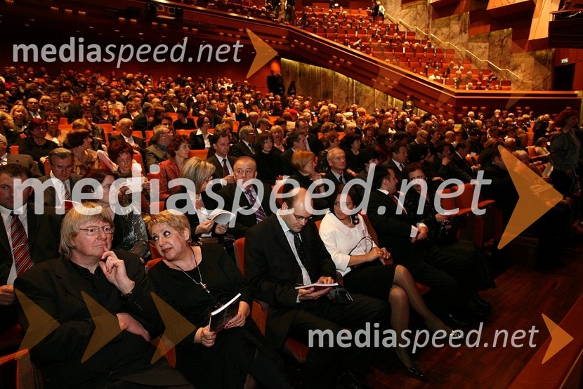 Velika dvorana SNG MariborPremiera opere Così fan tutte, SNG Maribor