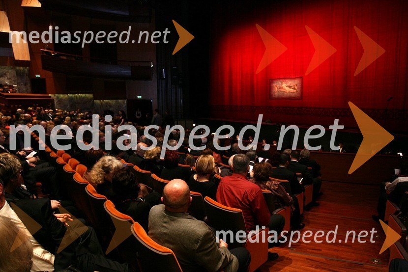 Velika dvorana SNG MariborPremiera opere Così fan tutte, SNG Maribor