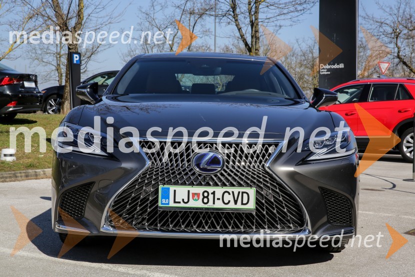 Lexus LS, slovenska predstavitev