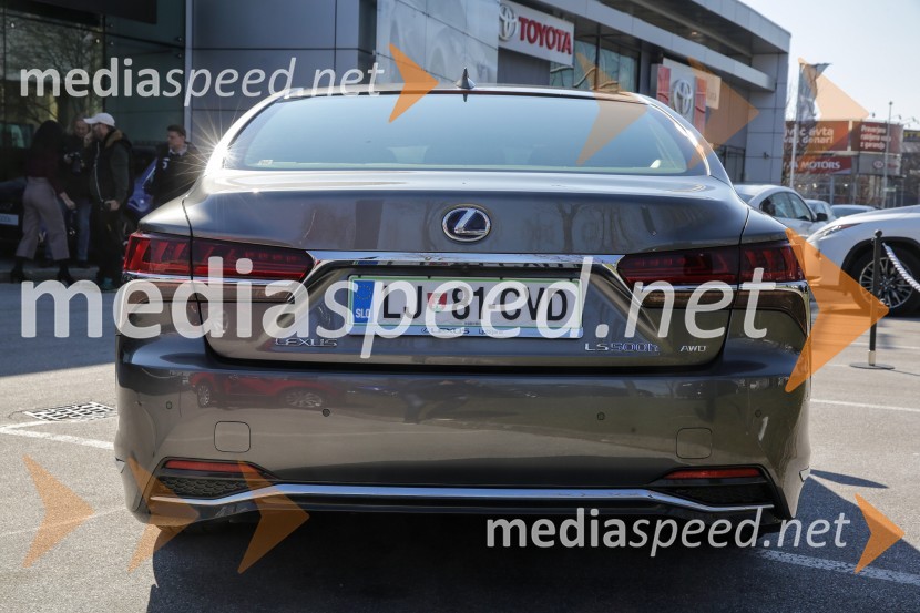 Lexus LS, slovenska predstavitev