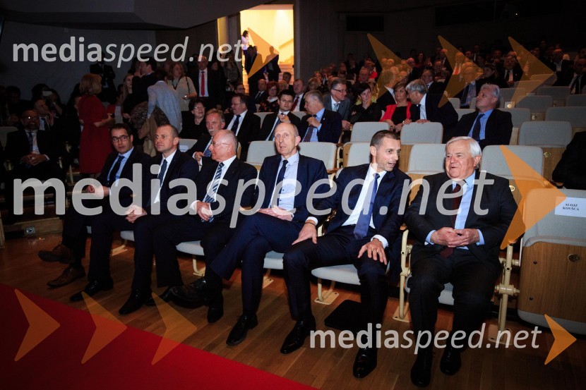  ... ;  ... ;  ... ;  ... ;  Aleksander Čeferin, odvetnik in predsednik Nogometne zveze Slovenije (NZS) ;  Milan Kučan, nekdanji predsednik Republike Slovenije50. podelitev nagrad Gospodarske zbornice Slovenije