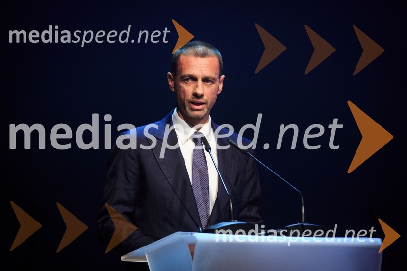  Aleksander Čeferin, odvetnik in predsednik Nogometne zveze Slovenije (NZS) 50. podelitev nagrad Gospodarske zbornice Slovenije