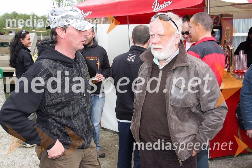 ... in Jaroslav Kalan, direktor Smučarske zveze SlovenijePodelitev nagrad ob zaključku sezone alpskih disciplin, Snežni stadion