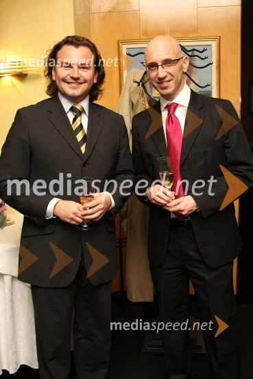 Dominik S. Černjak, predsednik Turistične zveze Slovenije in Hugo Baus, direktor CMT - potovalne agencije d.o.o.Sprejem veleposlaništva Južnoafriške republike ob dnevu državnosti