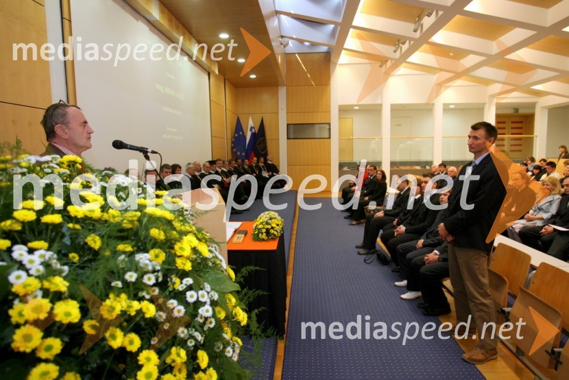 Prof. dr. Sergej Flere, Filozofska fakulteta UM in dr. Miran LavričPromocija doktorjev znanosti Univerze v Mariboru, april 2008