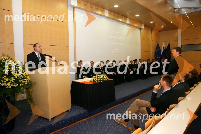 Prof. dr. Marko Kegl, Fakulteta za strojništvo UM in dr. Bojan VoharPromocija doktorjev znanosti Univerze v Mariboru, april 2008