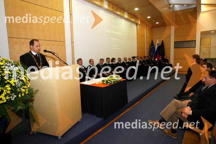 Prof. dr. Rajko Knez, dekan Pravne fakultete UM in dr. Suzana KraljićPromocija doktorjev znanosti Univerze v Mariboru, april 2008