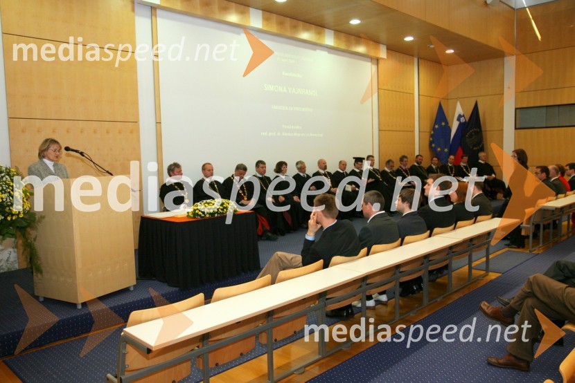 Prof. dr. Alenka Majcen Le Marechal, Fakulteta za strojništvo UM in dr. Simona VajnhandlPromocija doktorjev znanosti Univerze v Mariboru, april 2008
