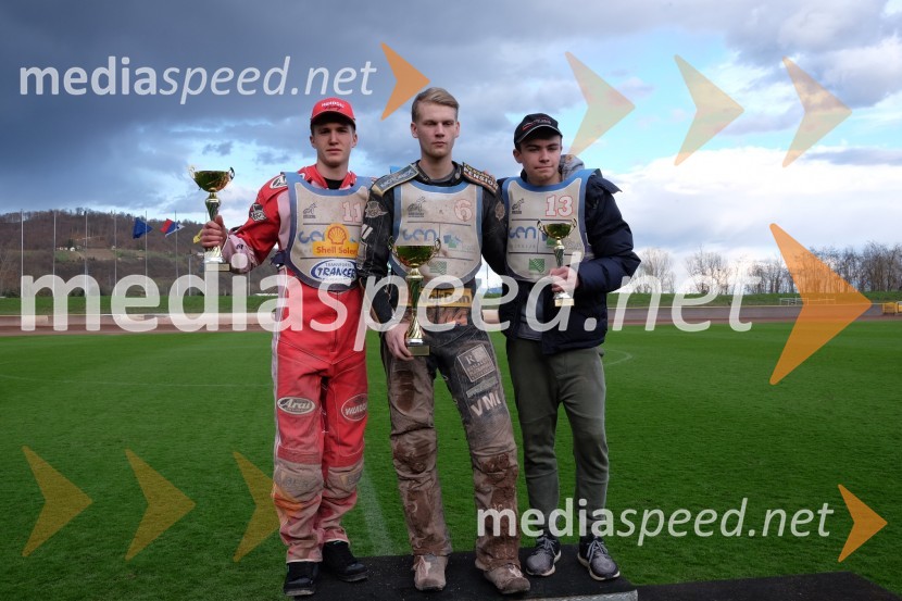  Jan Pintar,  speedwayist (Slovenija) ;  Nick Škorja, speedwayist (AMTK Ljubljana);  Andrej  Hriberšek, speedwayistŽagar proti sedemnajstici