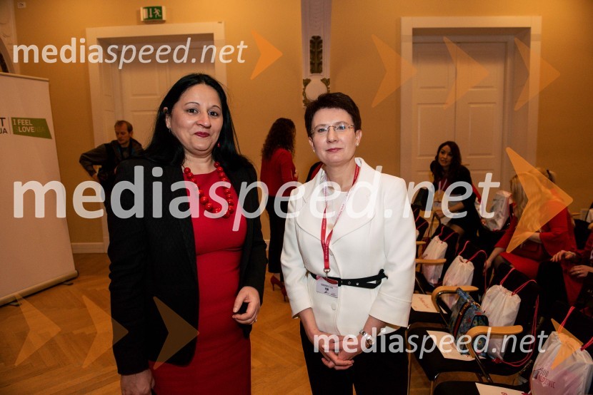  Madi Sharma, ustanoviteljica Madi Group;  Alenka Mozetič Zavrl, soustanoviteljica podjetja Don Don, Tvojih 5 minut v JV Evropi500 podjetnic