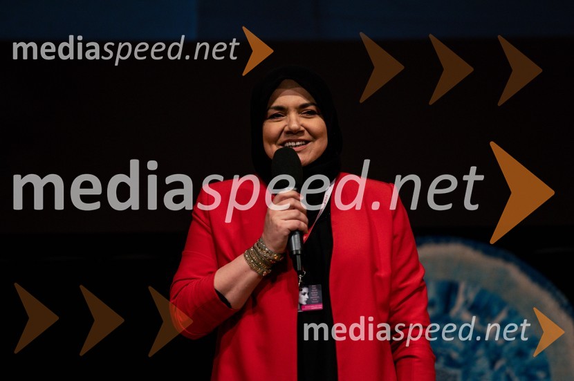  Adisa Tufo, ekonomistka, podjetnica, vodja, blogerka, umetnica, naturalistka500 podjetnic