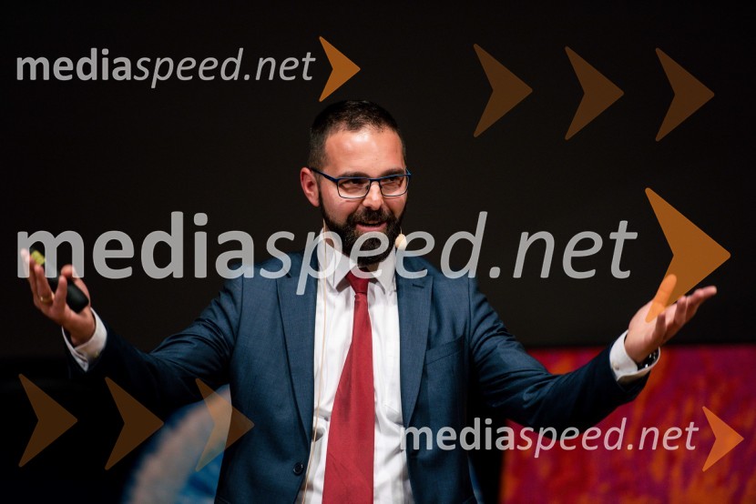  Boško Praštalo, direktor in ustanovitelj podjetja Sellution500 podjetnic