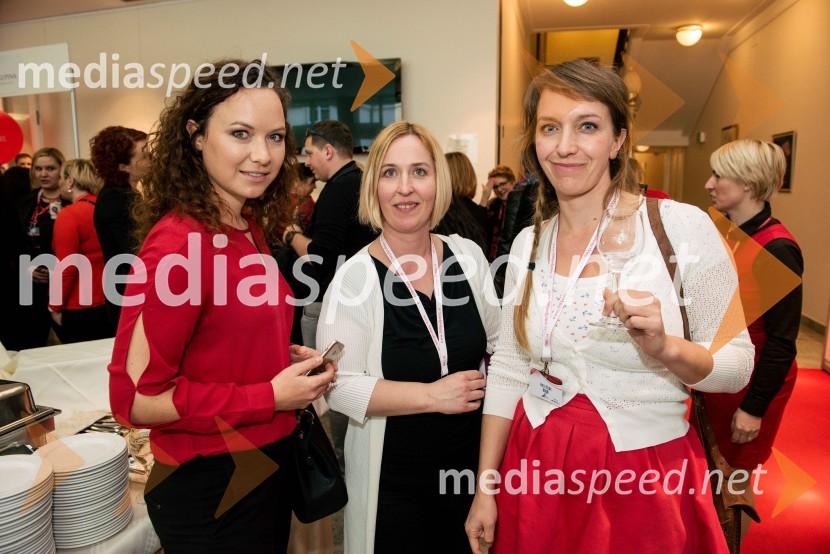  ... ;  ... ;  Marja Kocbek, Kavarna Graščakova hči500 podjetnic