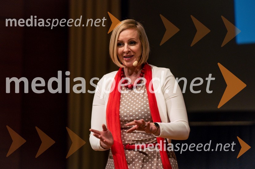  Anja Križnik Tomažin, voditeljica500 podjetnic