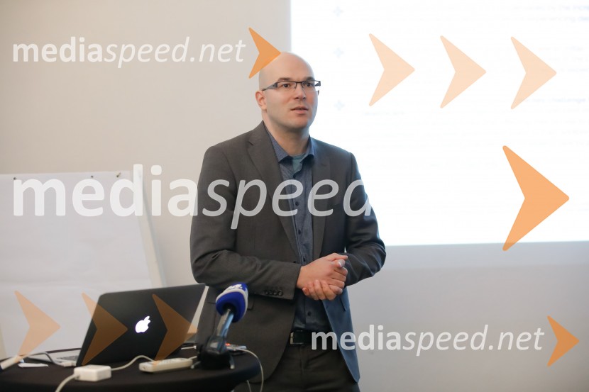 dr. Andrej Muževič, ekonomist, soustanovitelj MedicohealthMedicohealth, predstavitev slovenske aplikacije