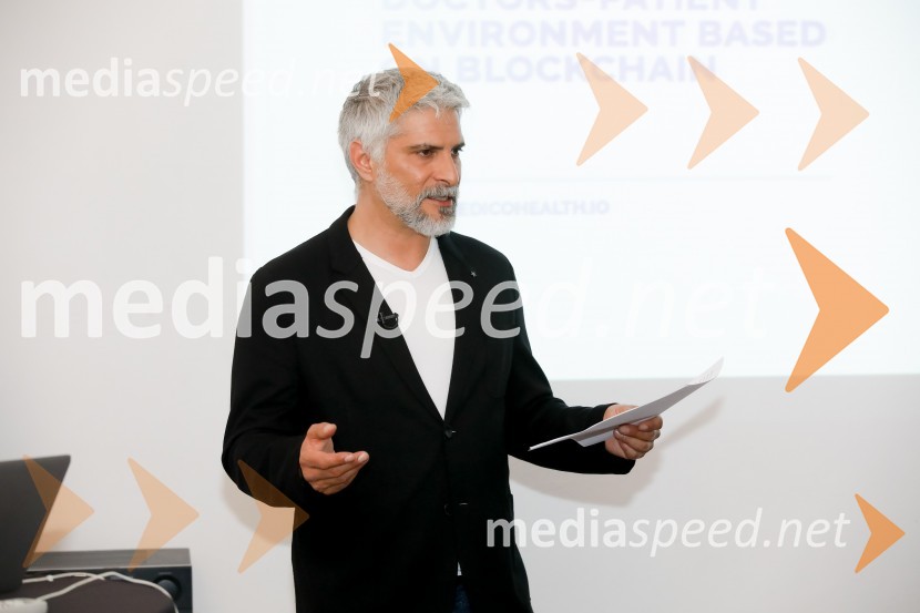  Sebastian Cavazza, dramski in filmski igralecMedicohealth, predstavitev slovenske aplikacije