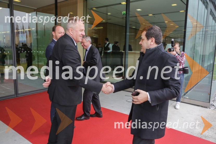  Zdravko Počivalšek, minister za gospodarski razvoj in tehnologijo;  ... 1. Nacionalna konferenca o internacionalizaciji slovenskega gospodarstva