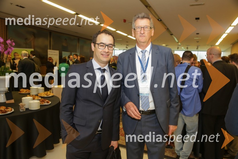 Andrej Lasič, izvršni direktor Področja za poslovanje s ključnimi komitenti, NLB d.d.;  Marko Staroveški, predsednik uprave, Kovintrade d.d.1. Nacionalna konferenca o internacionalizaciji slovenskega gospodarstva