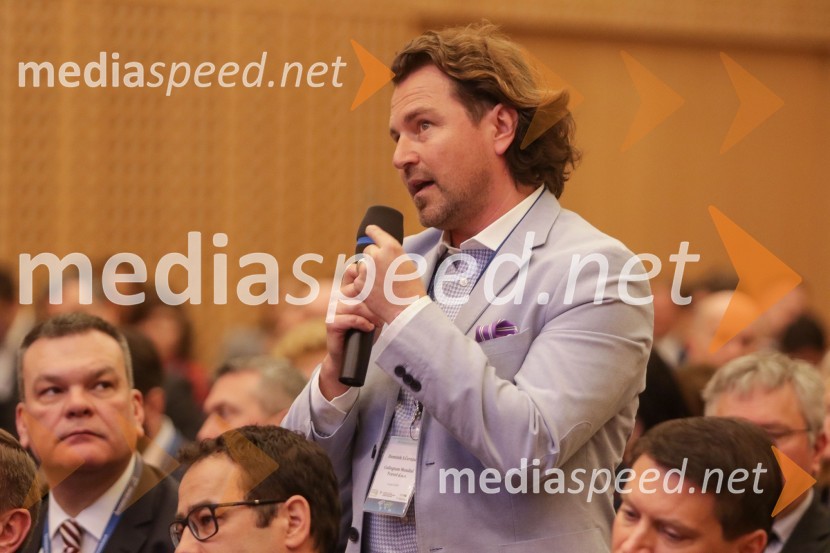  Dominik S. Černjak, član uprave Collegium Mondial Travel1. Nacionalna konferenca o internacionalizaciji slovenskega gospodarstva