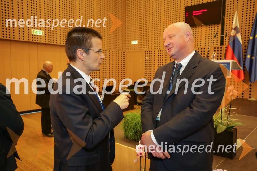  ... ;  Gorazd   Mihelič, direktor SPIRIT Slovenija, javna agencija1. Nacionalna konferenca o internacionalizaciji slovenskega gospodarstva